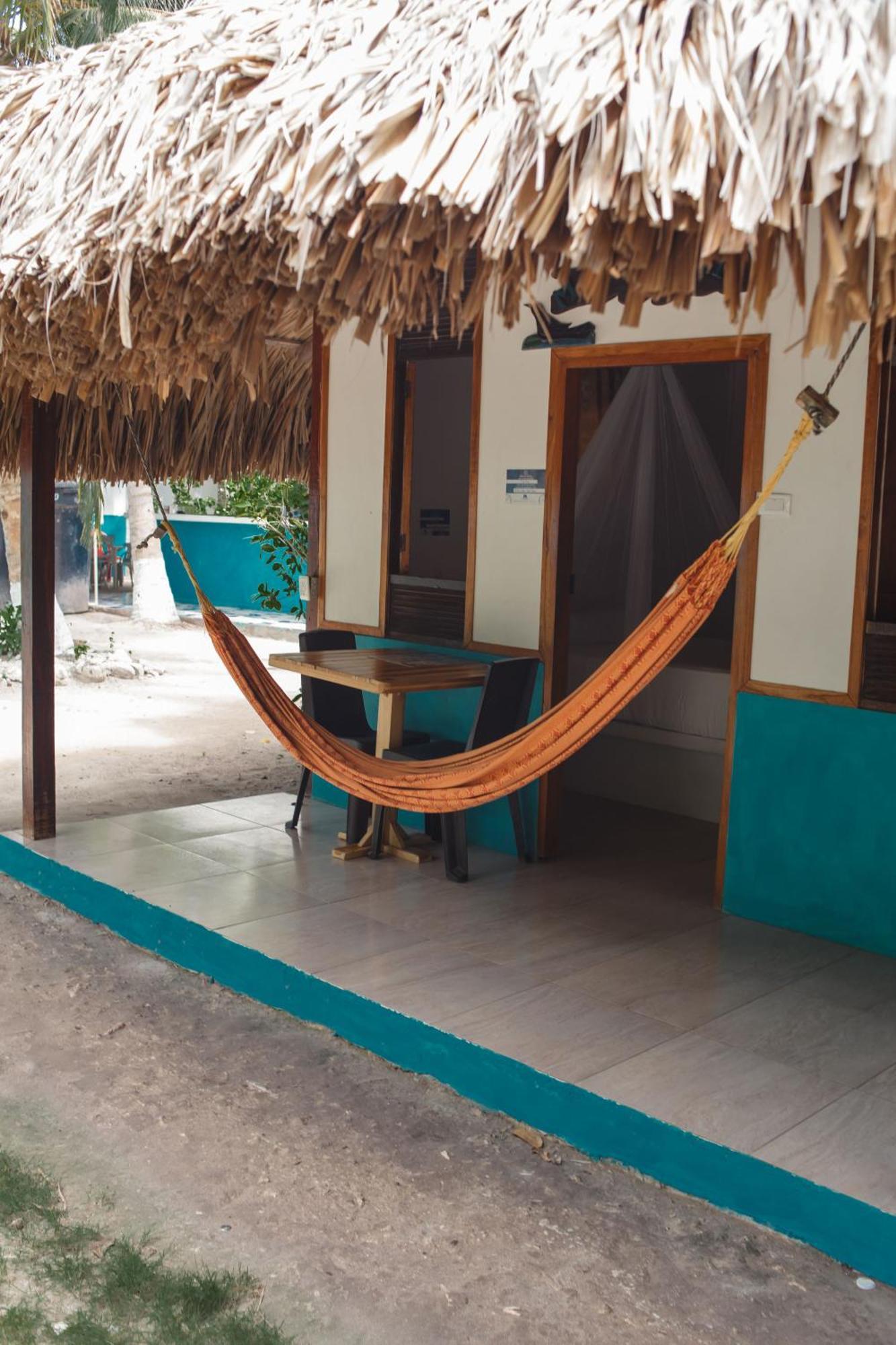 Isla Grande Eco-Hostal Екстериор снимка