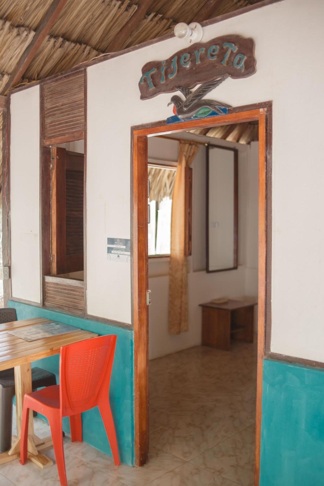 Isla Grande Eco-Hostal Екстериор снимка